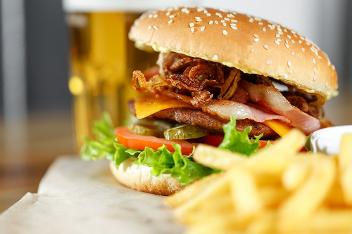 Was verdient eigentlich ein Burger-King-Mitarbeiter?